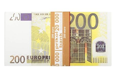 Euro €200 Bills